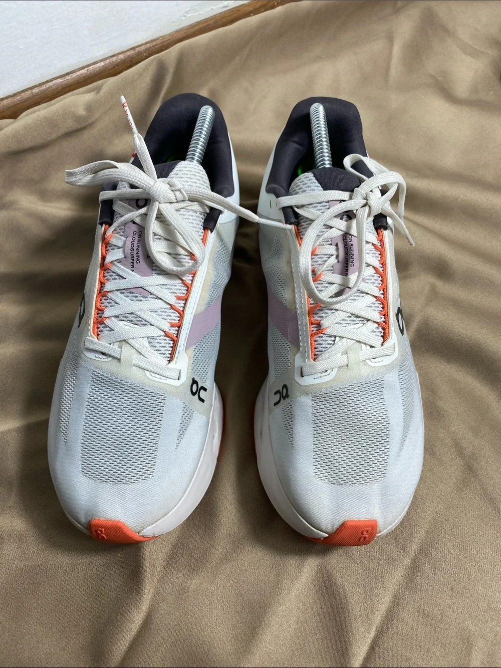 ON Running Women's Cloud Surfer Next White size 9 W